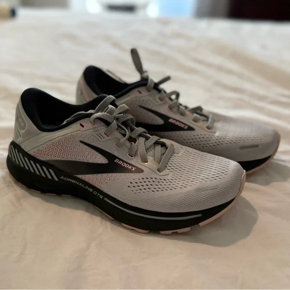 Brooks Gray Adrenaline WIDE - Picture 1 of 8